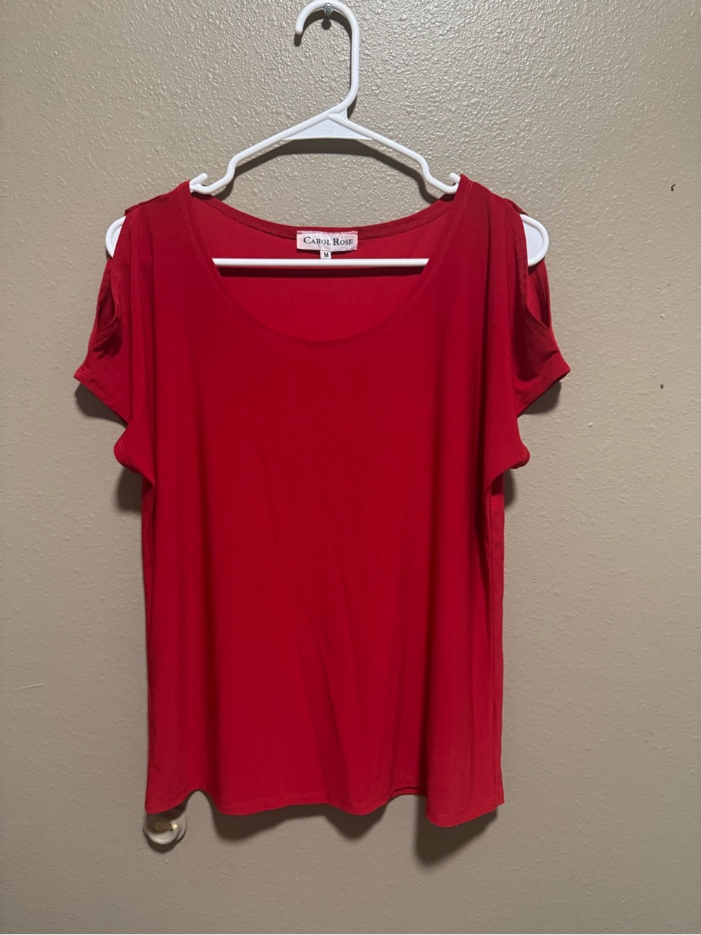 Sales $5 Carol Rose Red Cold-Shoulder Scoop Neck Short Sleeve Top